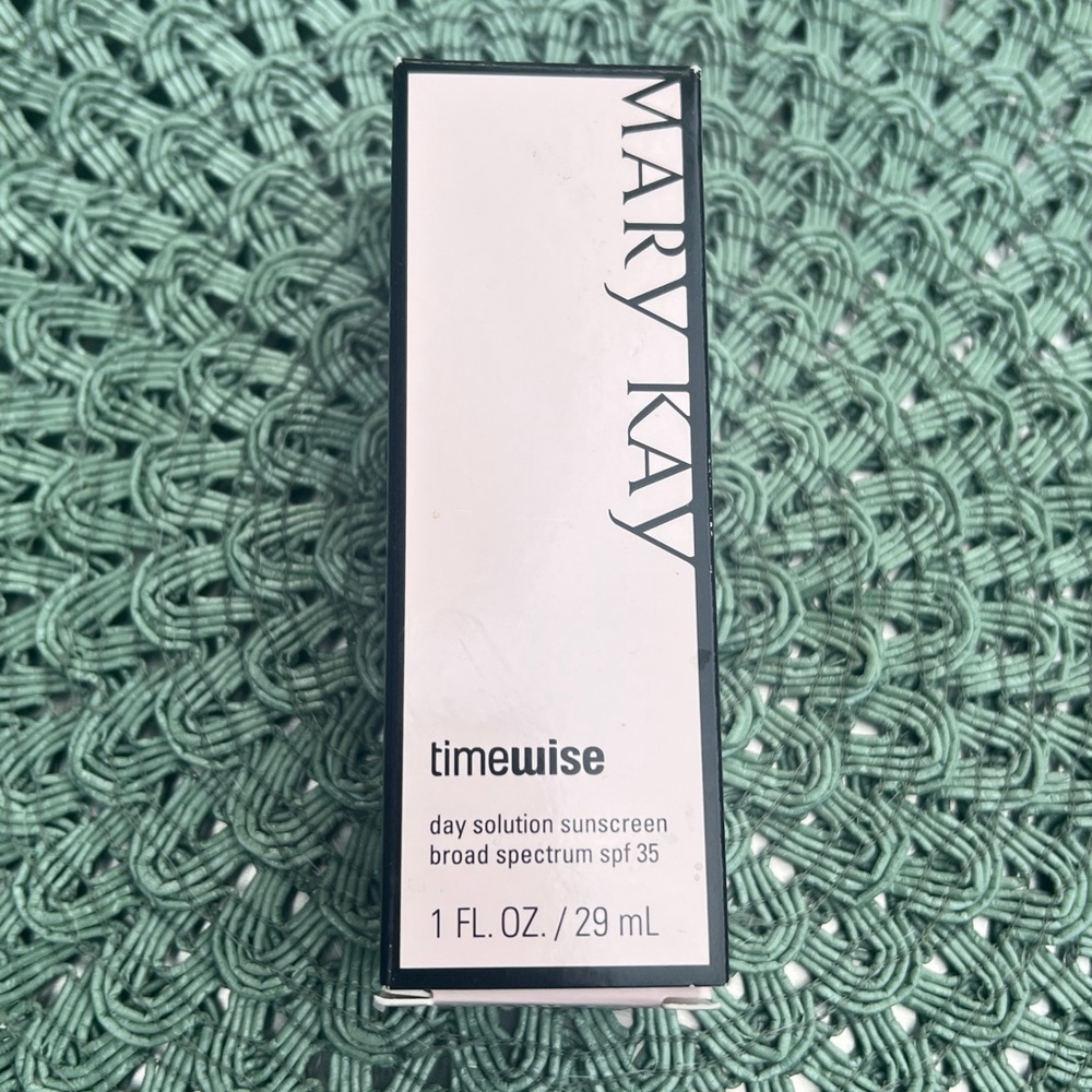 New in box, Mary Kay Timewise SPF 35 Sunscreen